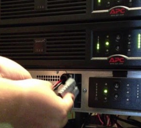THAY BÌNH ẮC QUY CHO UPS BỘ LƯU ĐIỆN APC